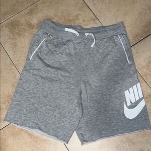 Nike Men's Athletic Shorts in Gray